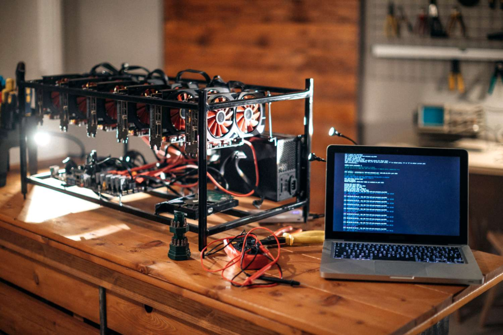 Crypto mining rig setup at home by newshuta 